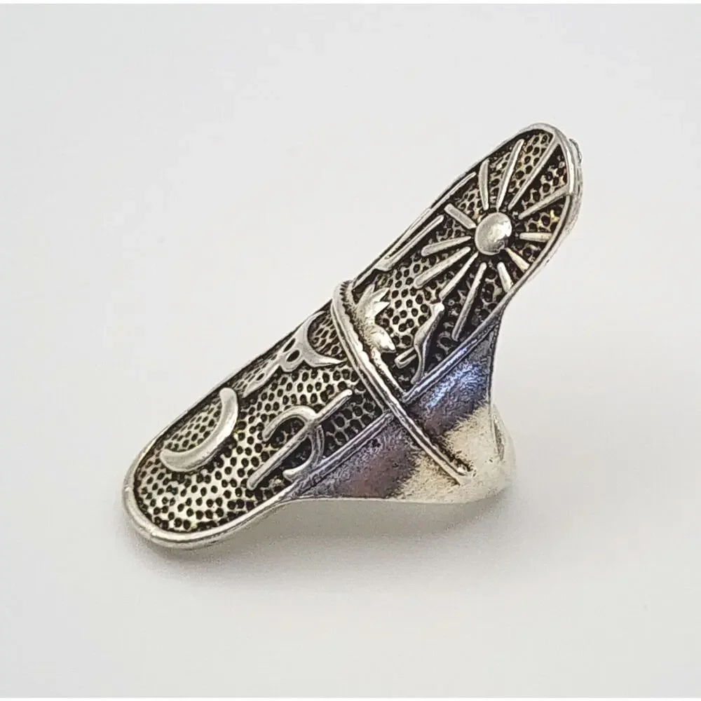 Vintage Southwestern Totem Ring Sun Moon Cactus Silver Tone Metal US Size 5.5